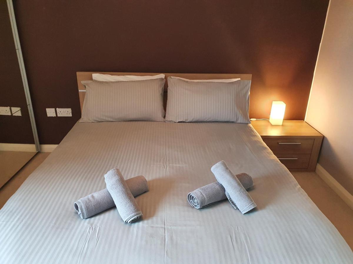Library Square Penthouse Apartment Белфаст Екстериор снимка