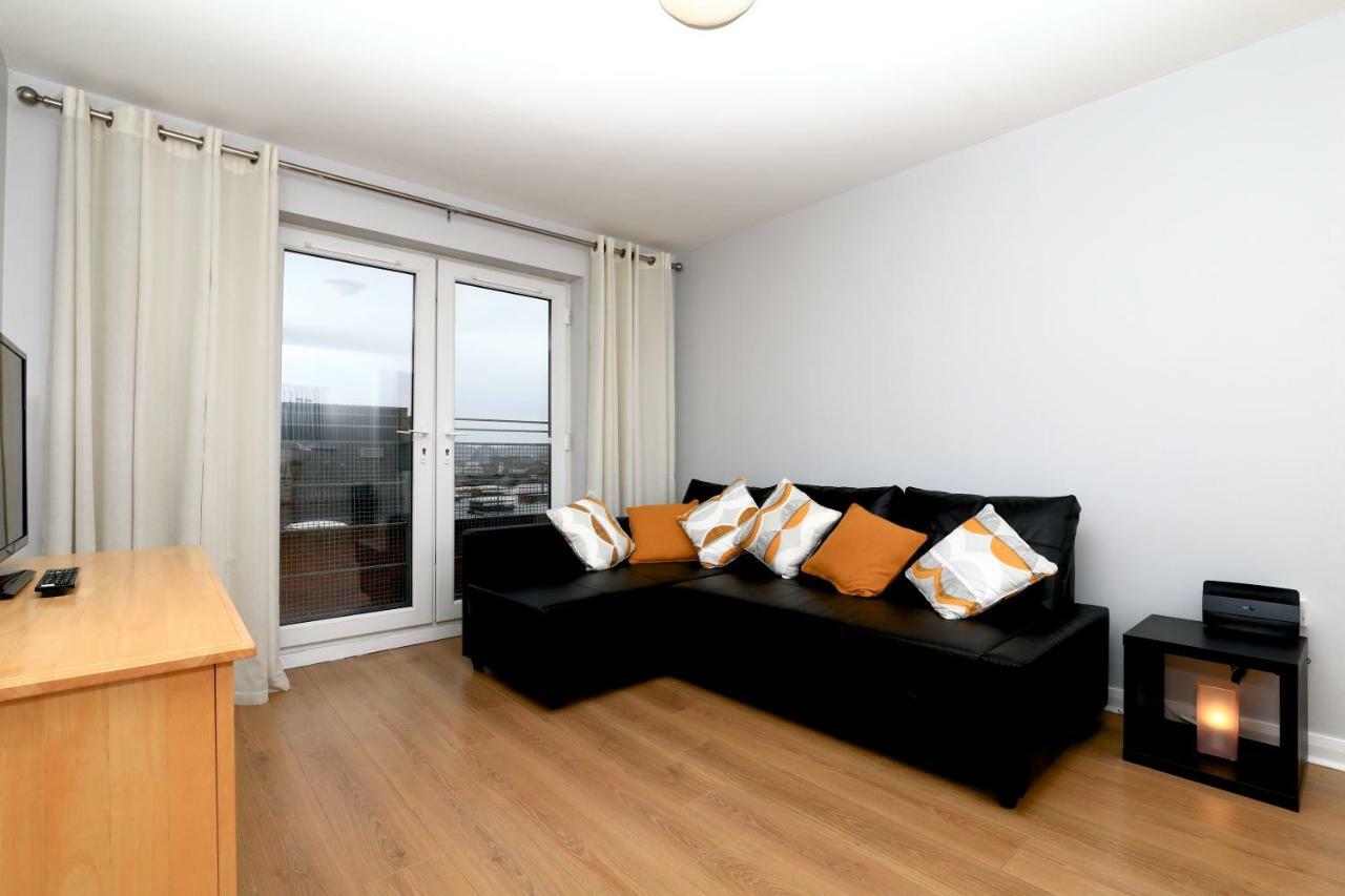 Library Square Penthouse Apartment Белфаст Екстериор снимка
