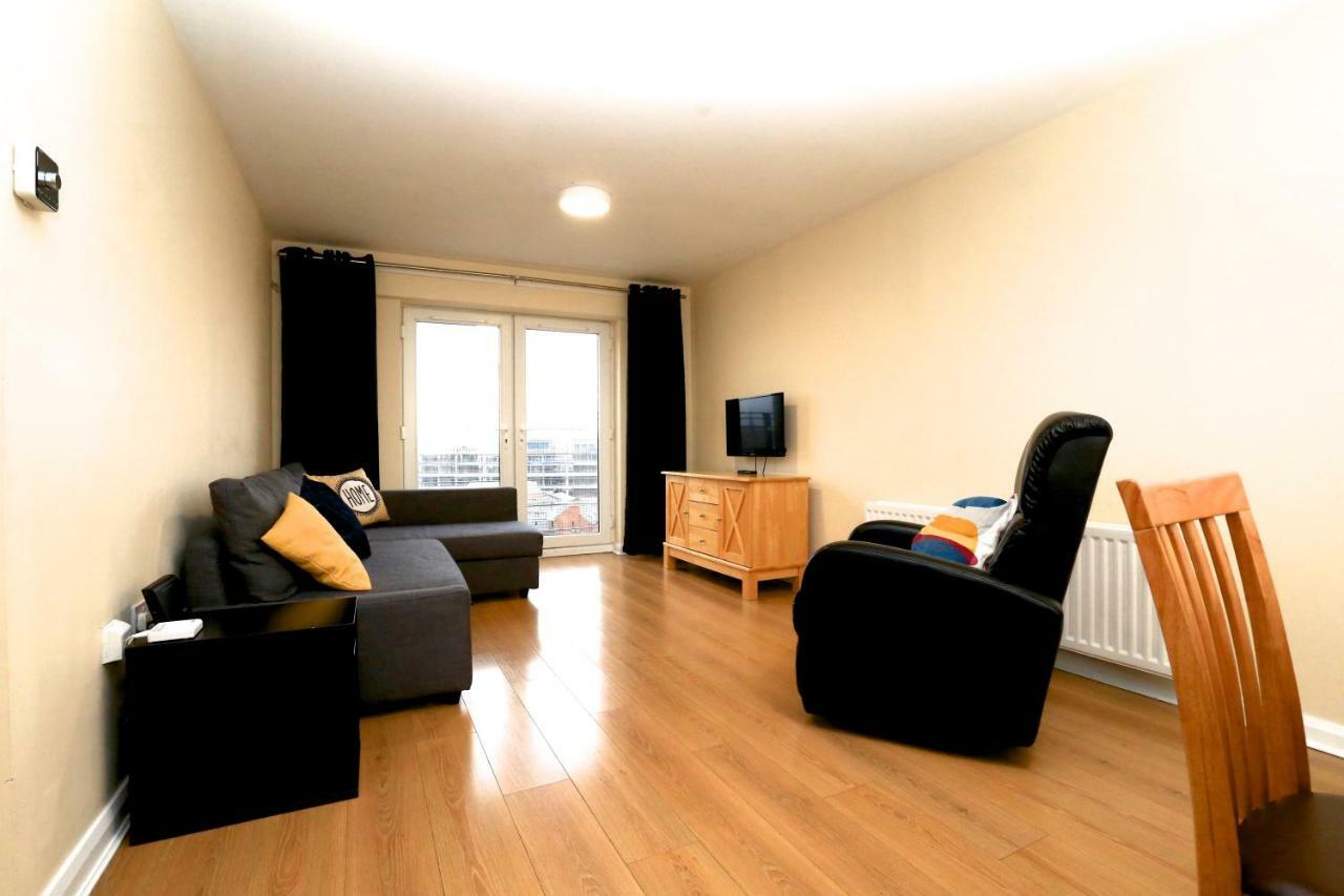 Library Square Penthouse Apartment Белфаст Екстериор снимка