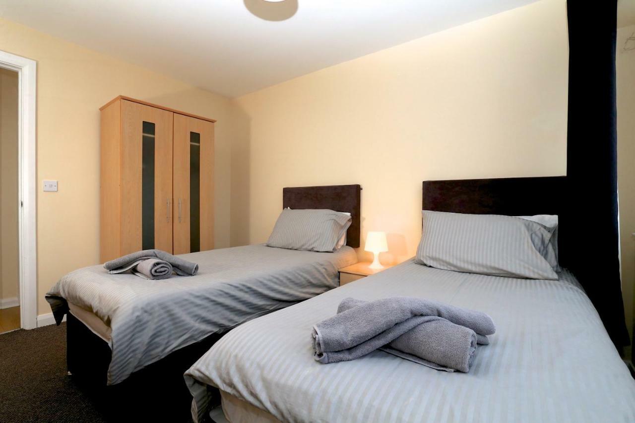 Library Square Penthouse Apartment Белфаст Екстериор снимка